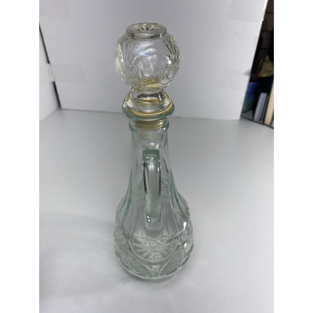 Vintage 1979 Mogen David Concord Wine Decanter Starburst Pattern Glass Stopper - Picture 6 of 6